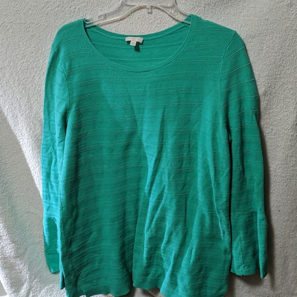 Green shirt